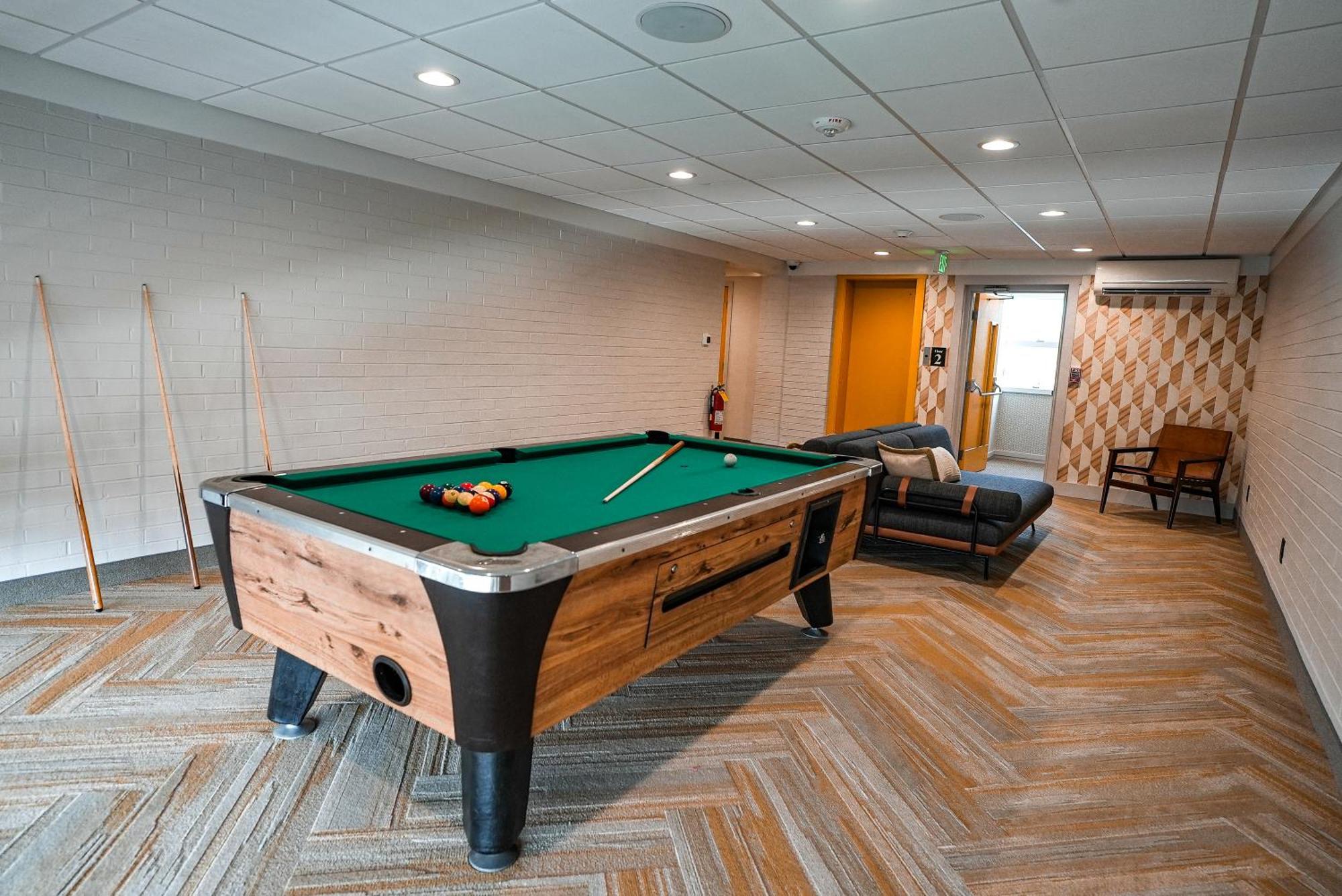 The Boulevard Hotel Beach Haven Extérieur photo